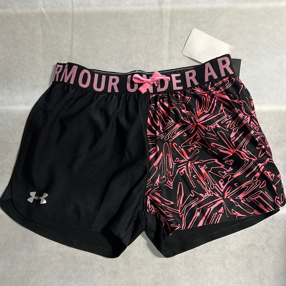 Under Armour YLG play up printed shorts